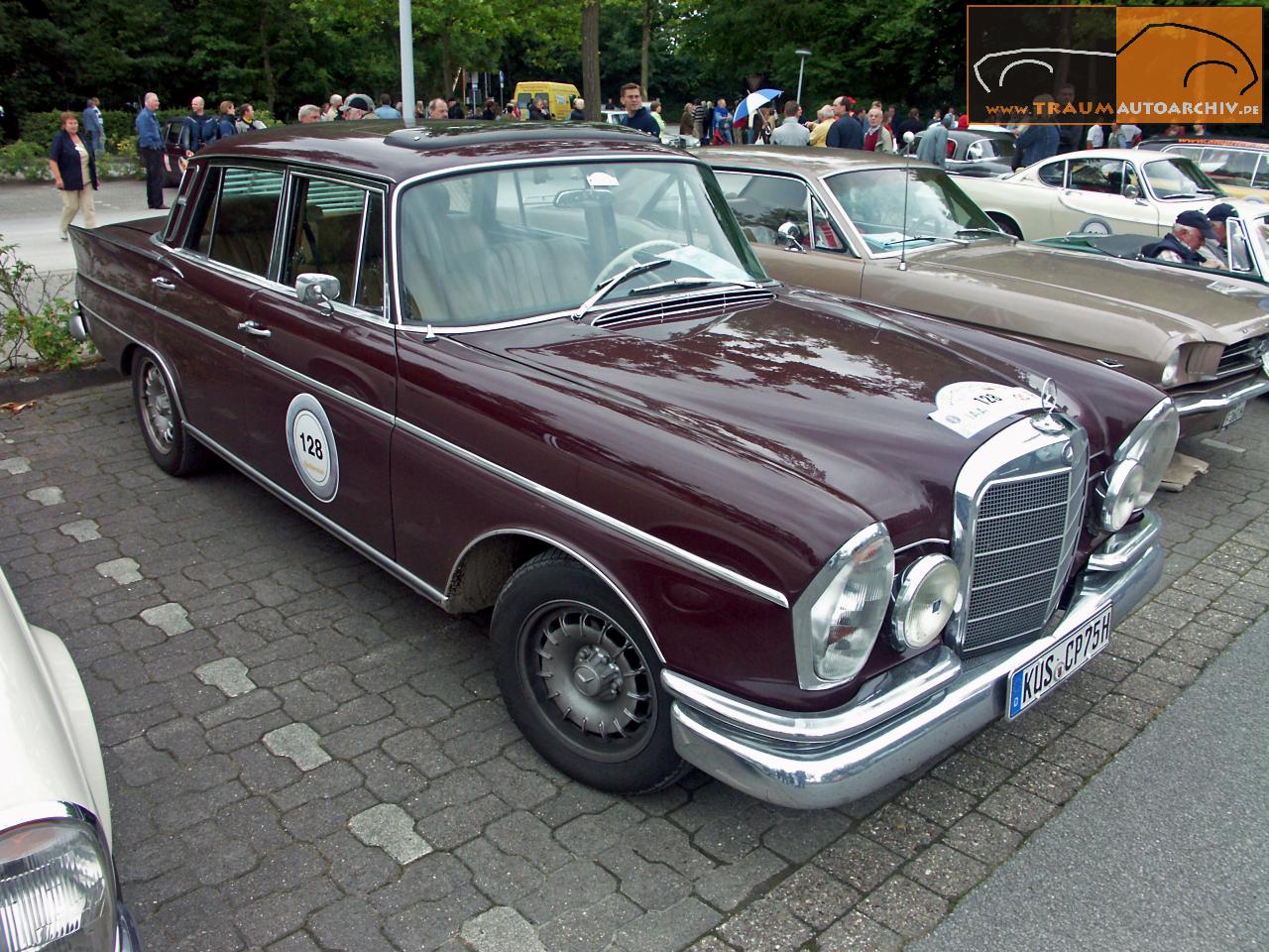 Mercedes-Benz 300 SE '1965 (3).jpg 242.1K